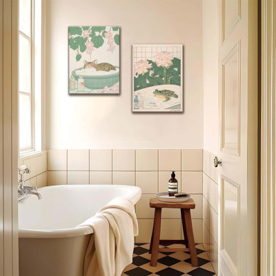 Art mural encadré de salle de bain japonaise, drôle de chat noir et de grenouille dans la baignoire, reproduction de peinture murale animal mignon rétro, esthétique de salle de bain, photos de décoration intérieure pour salle de bain 12 x 16 pouces