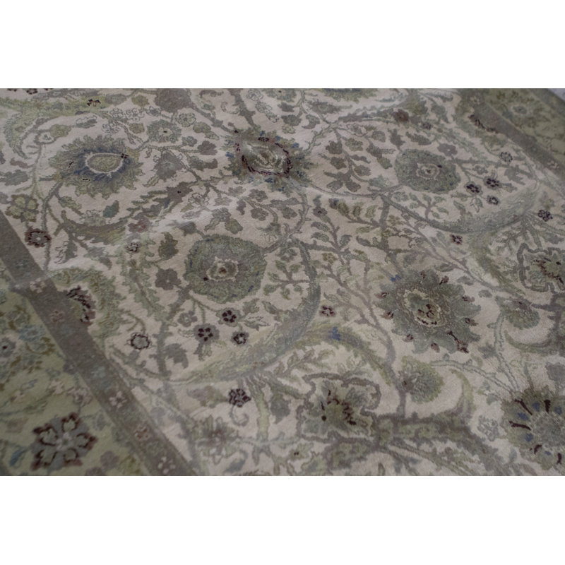 Hand Knotted Wool Oriental Area Rug