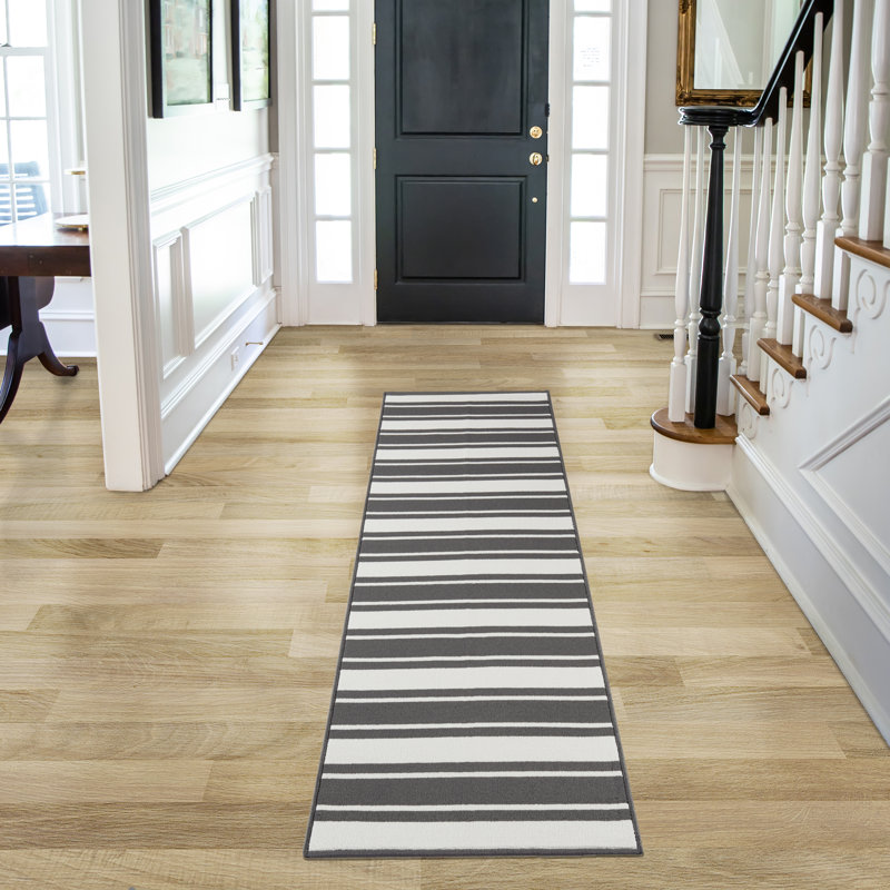 Tapis touffetés à rayures Nautica Gladwin, Tapis de couloir 2 pi 2 po x 6 pi