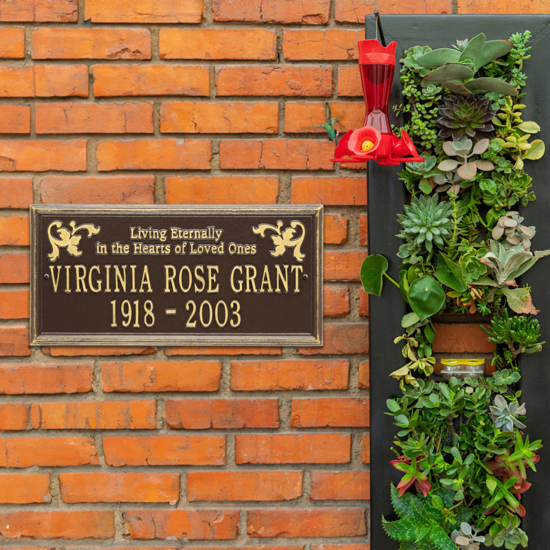 Wilmington 'Living Eternally' Memorial Plaque, Yes, Bronze/Gold
