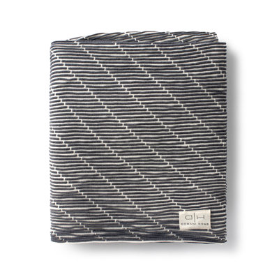 Linear Accent Throw