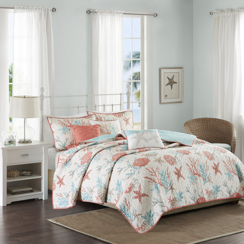 Ivory Cotton Reversible Full Quilt Set with Throw Pillows