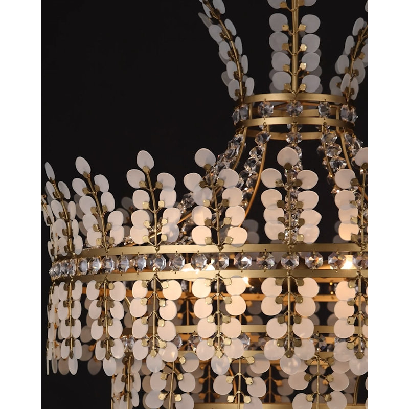 Bradshaw 4 - Light Chandelier
