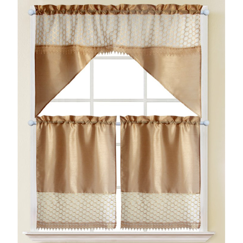 Shyler Macrame Swag 35" Kitchen Curtain Set, White