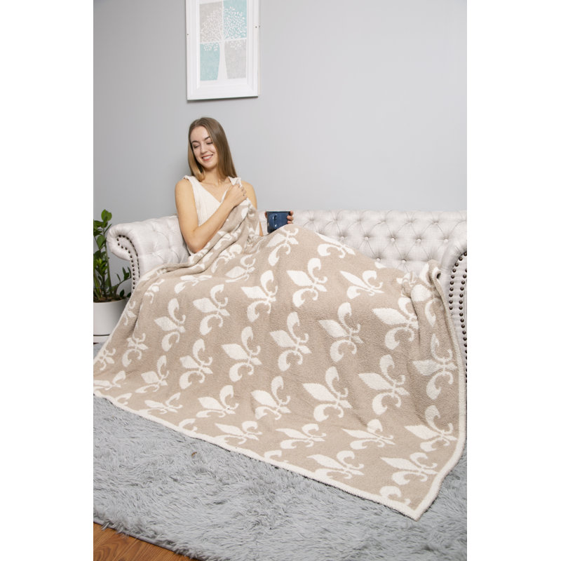 Fleur-De-Lis Pattern Luxury Soft Throw Blanket, Beige