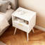 Table de chevet blanche de style minimaliste moderne