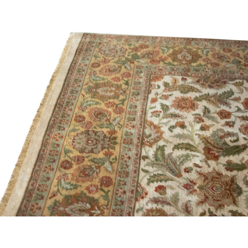Tapis doré de haute qualité noué à la main
