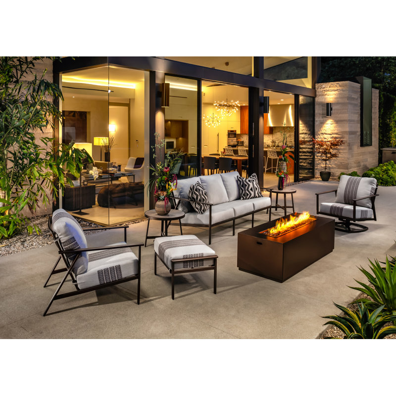 Marin Outdoor Lounge Chair, Carbon Black, Sahara Cafe