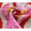 Coussin décoratif en velours rose et rouge
