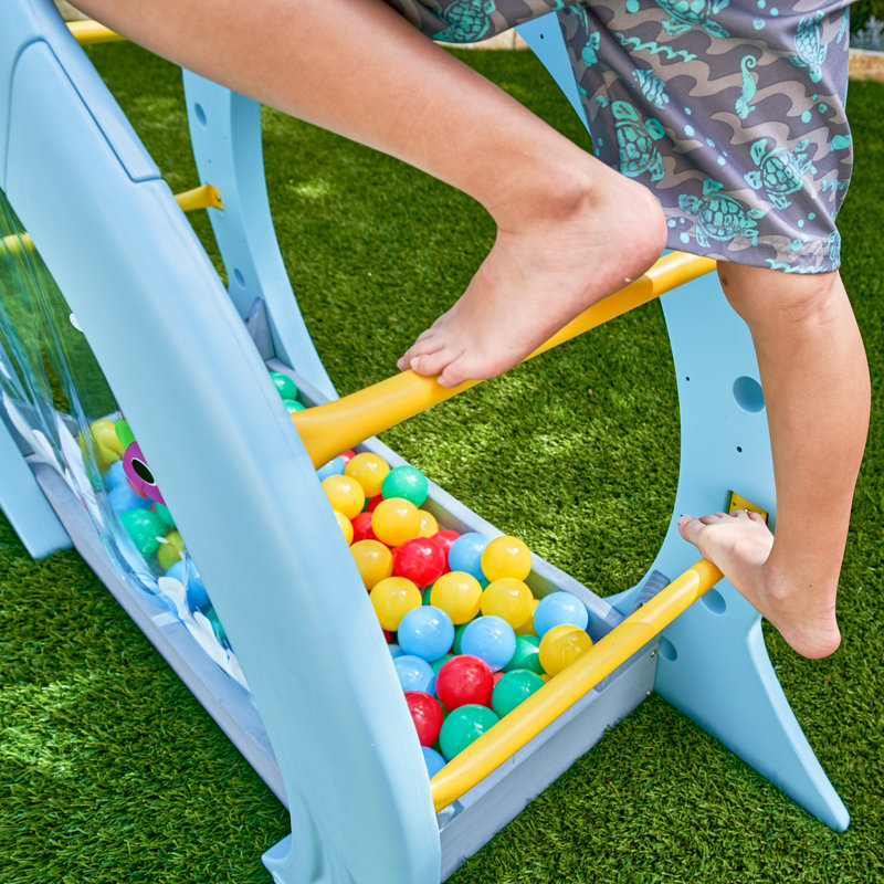 Shark Escape Climber
