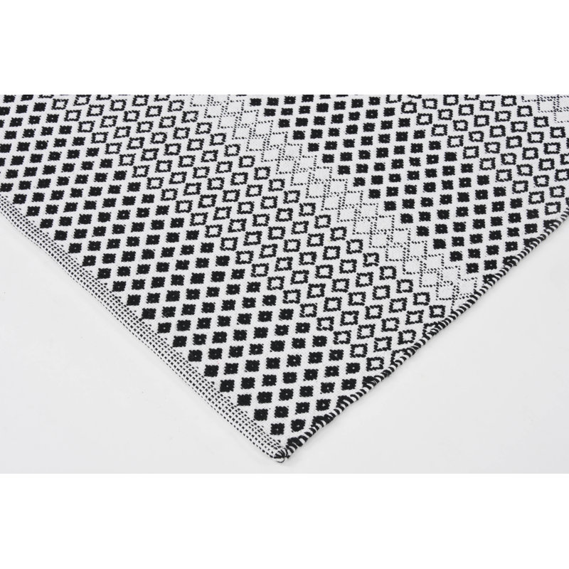 Tapis géométrique en coton tissé à plat à la main en noir, Rectangle 1 pi 9 po x 2 pi 10 po