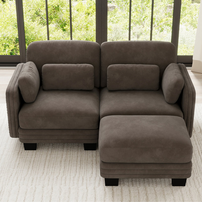 Canapé d'angle à compression deux places en chenille marron avec pouf, salon moderne