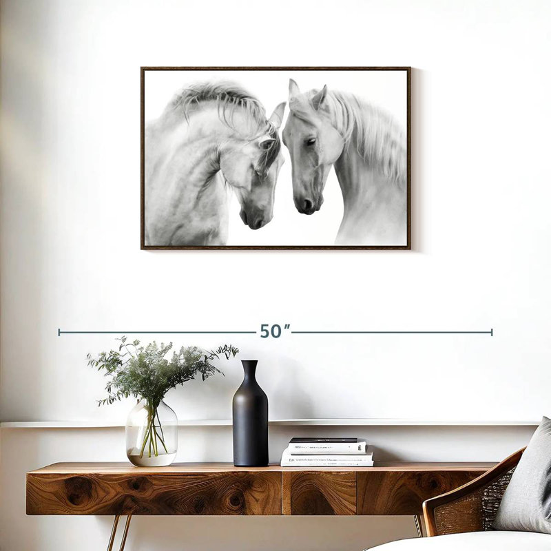 Couple de chevaux blancs, Cadre flottant noyer, 31 po x 21 po