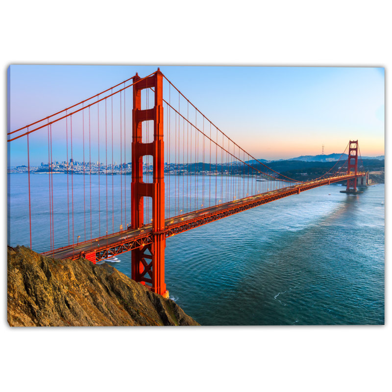 «Golden Gate Bridge Sunrise», art mural sur toile, H 36 po x l 48 po