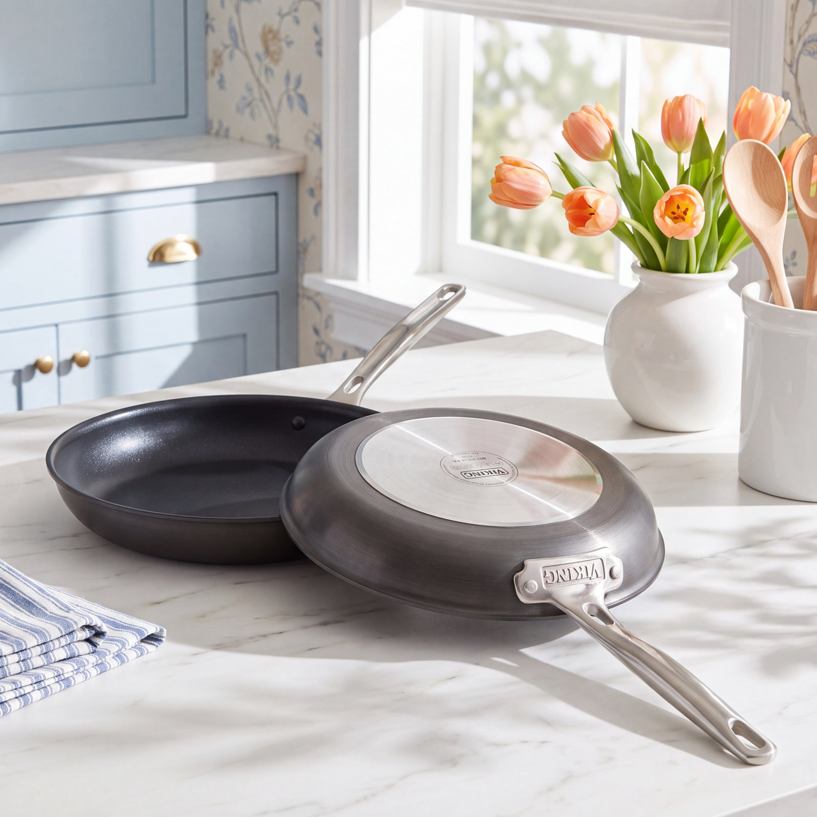 Viking Hard-Anodized 2-Piece Fry Pan Set