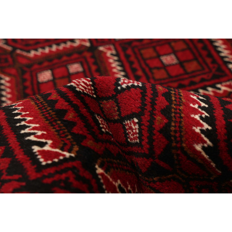 Tapis rouge Teimani 3 pi 7 po x 6 pi 1 po