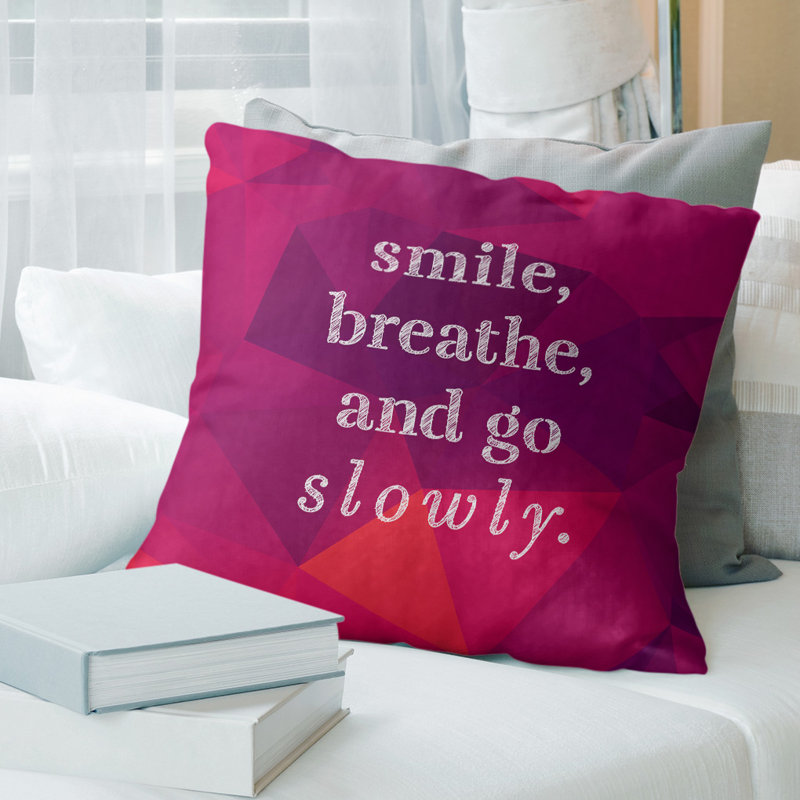 Housse de coussin Faux Gemstone Go Slowly, 26 po x 26 po, Rubellite, Polyester/ Bourre en polyester
