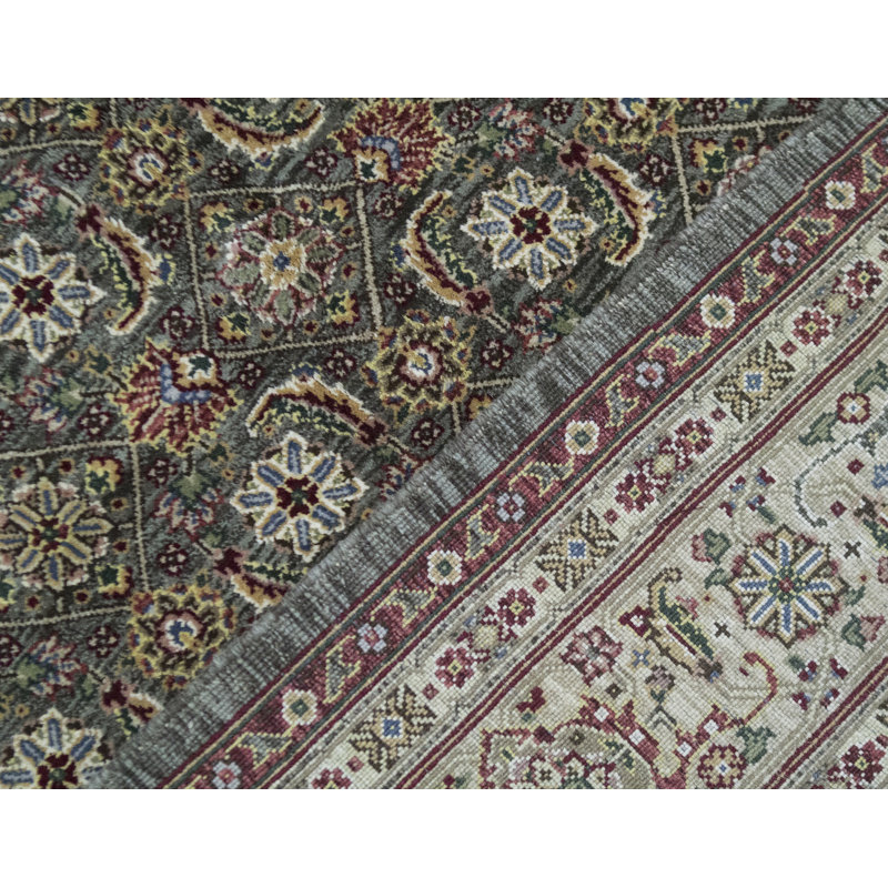 Tapis brun de haute qualité noué à la main