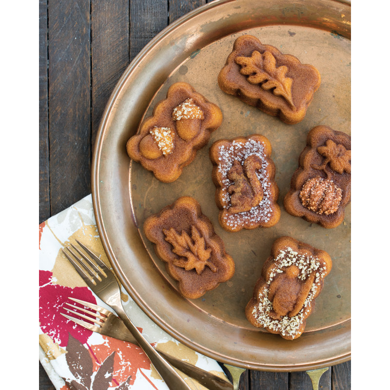 Nordic Ware Harvest Mini Loaf Pan