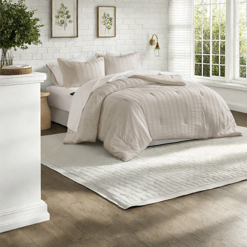 Plush Queen Bedding Sets, Polyester Comforter With Neutral Striped Design For Versatile Home Use