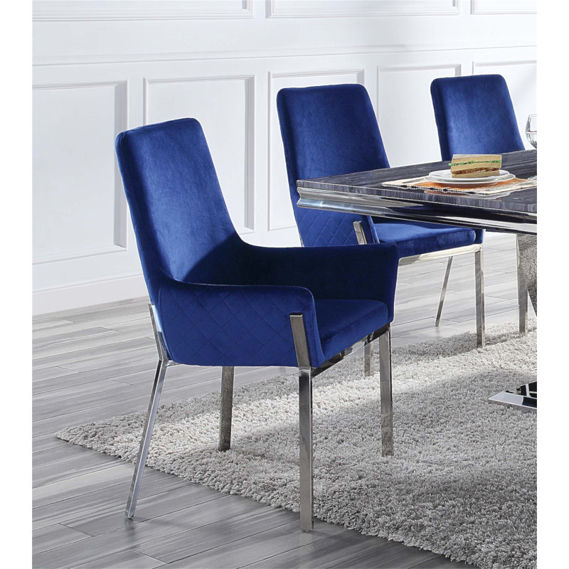 Ensemble de 2 chaises d'appoint rembourrées en velours bleu au fini argenté miroir