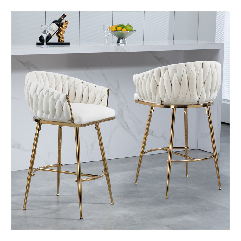 Tabouret de bar 26 po à hauteur de comptoir en velours pour îlot de cuisine avec dossier ondulé à la main, base chromée dorée et repose-pieds