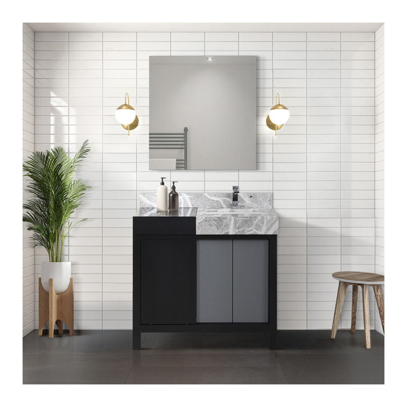 Ensemble de meuble-lavabo noir et gris l 36 po x P 22 po, comptoir en marbre gris château et robinet chromé