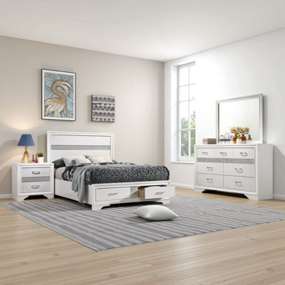 Vino 4Pc Bedroom Set, Storage Footboard, Glitter Stripes by Benjara