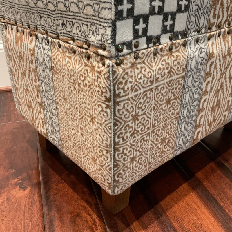  Handmade Cloth Upholstered Wooden Storage Stool