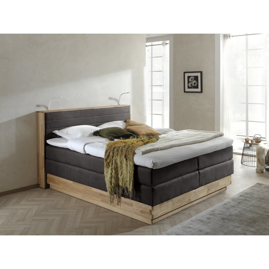 Boxspringbett Eyas mit Bettkasten