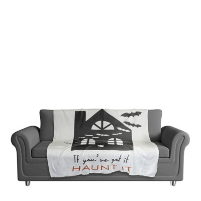  Jeté Haunt it House