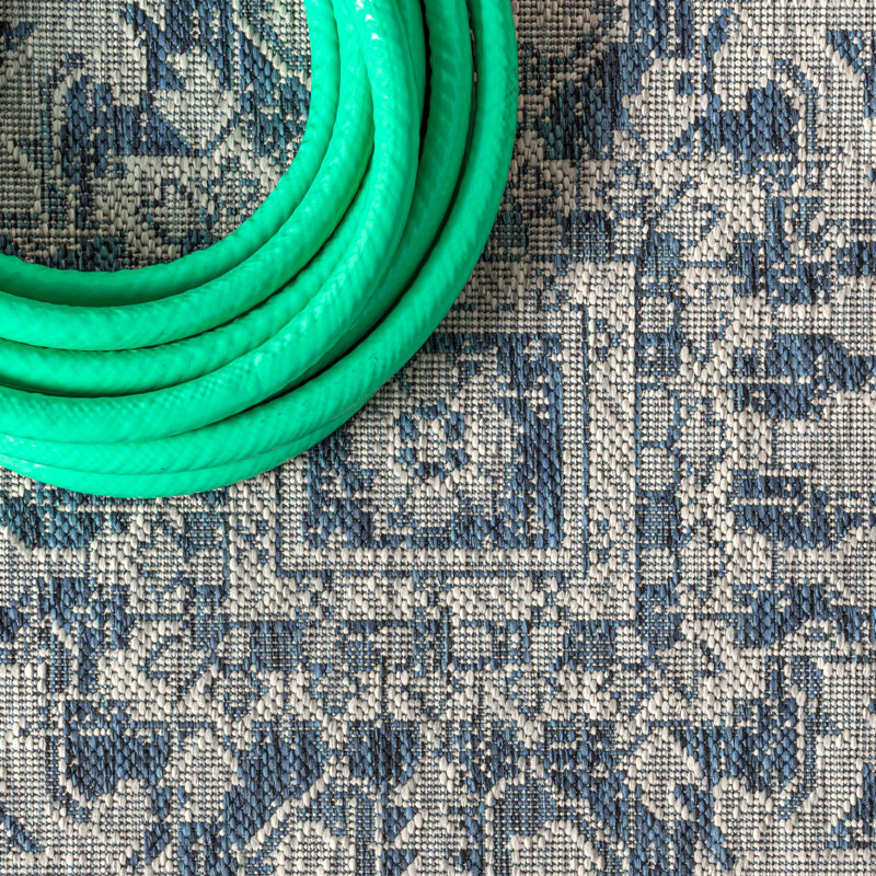 Truman Bohemian Medallion Textured Weave Navy/Gray Indoor/Outdoor Rug, Square 9'
