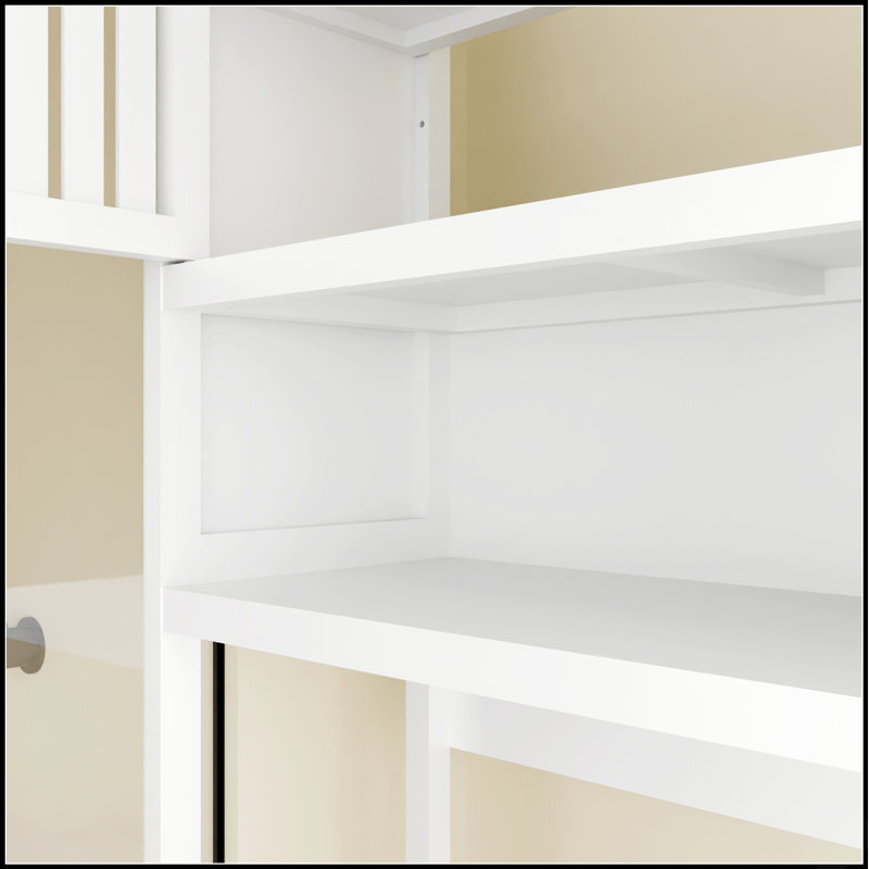 Étagère de rangement spacieuse pour toilettes, salles de bain privées et buanderies, optimisant l'espace et l'organisation.