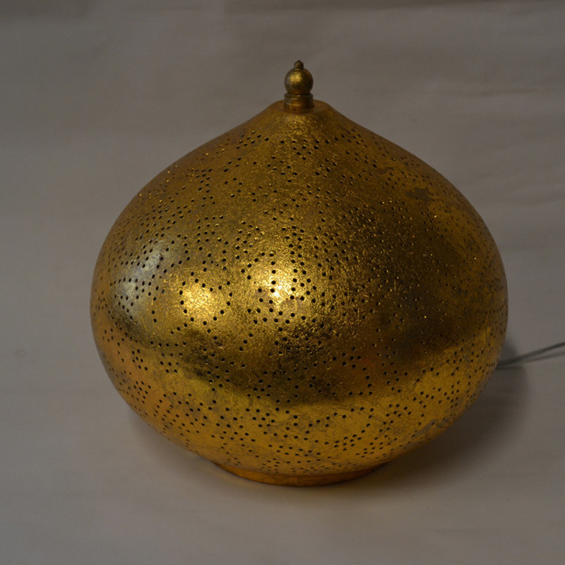 Chavira Metal Table Lamp, Gold