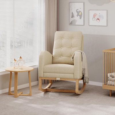 Chaise berçante de chambre de bébé avec repose-pieds, rembourrage en molleton Teddy, pieds en bois, brun clair