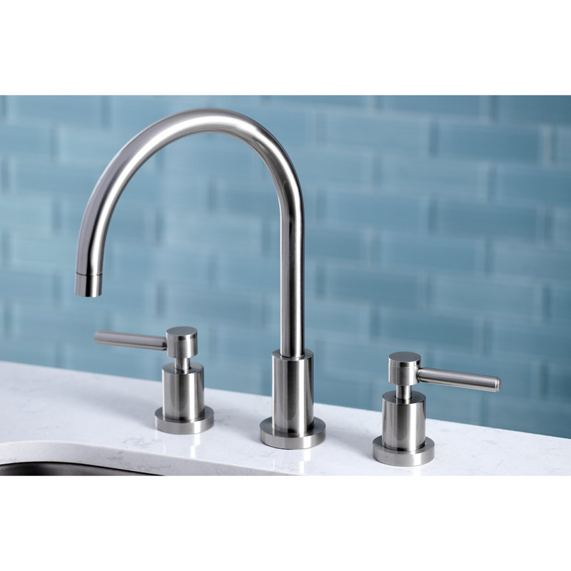 Robinet de cuisine à poignée double Kingston Brass, Sans douchette latérale, Nickel brossé