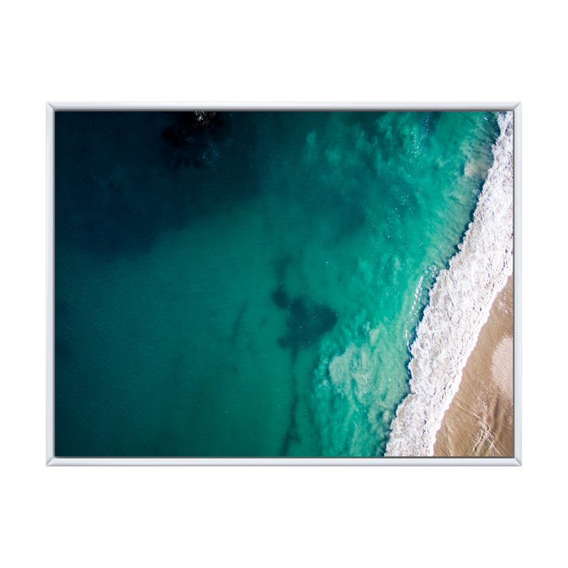 Vue aérienne de Ocean Beach III - reproduction sur toile, H 12 po x l 20 po x P 1 po, Cadre flottant blanc