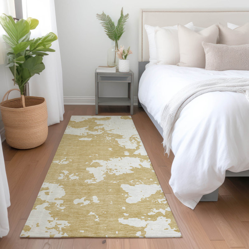 Premium Machine Washable Prisco Gold Rug, Runner 2'3" x 7'6"