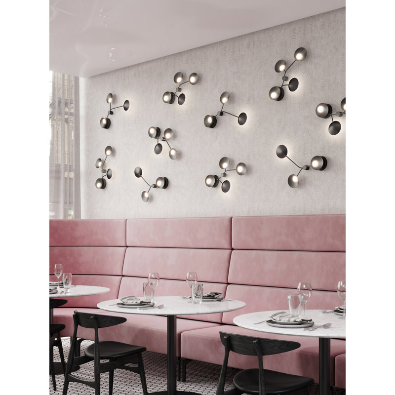 Rotaire Black Aluminum LED Dimmable Wallchiere