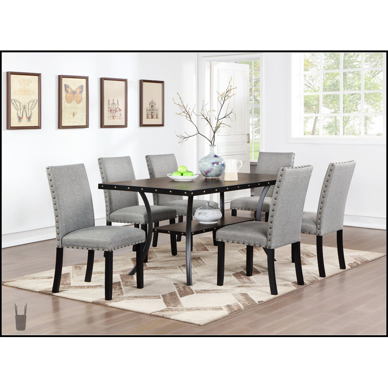 Table de salle à manger rectangulaire moderne en bois naturel avec 6 chaises en tissu gris et tablette de rangement
