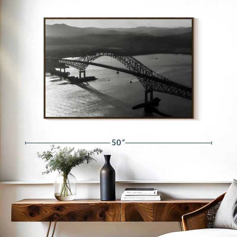 Pont des Amériques, Cadre flottant en noyer, 40 po x 27 po