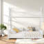 Adorable lit double pour enfants, structure en bois robuste avec design maison