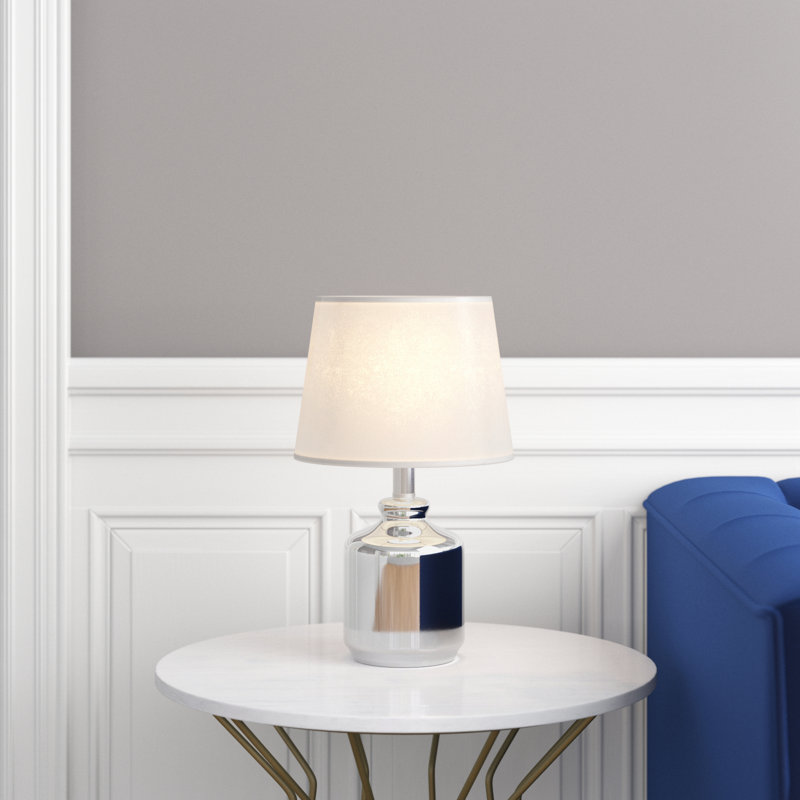 Lampe de table Darcey 14,75 po.