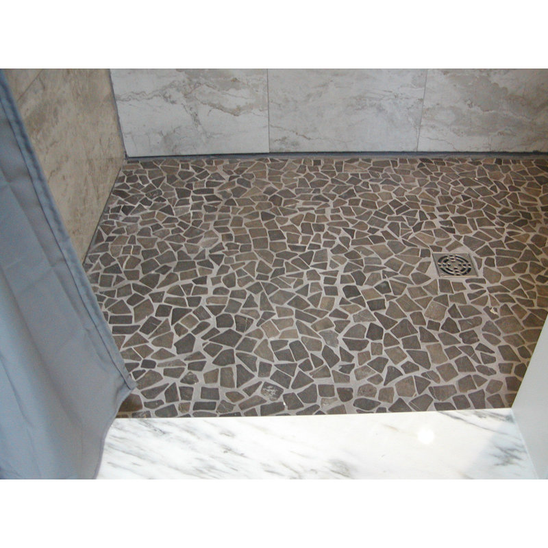 Carreau de mosaïque en pierre naturelle de taille aléatoire Banyak au fini mat imperméable gris - 1 pied carré