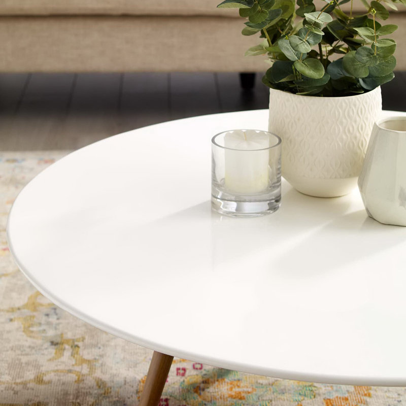 Table basse Lippa, Noyer, H 14 po x L 39,5 po x l 39,5 po