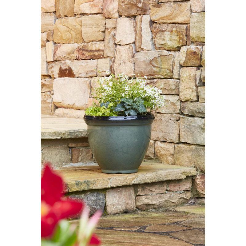 Heritage Resin Outdoor Planter