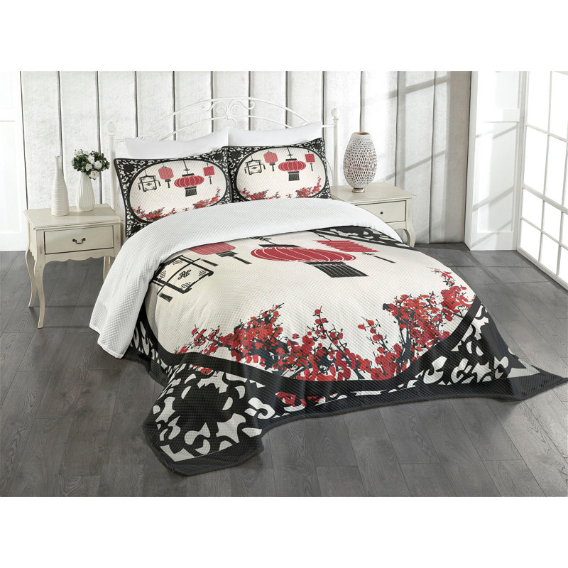 King Size White Quilted Bedspread Set with Ornate Folkloric Graphic