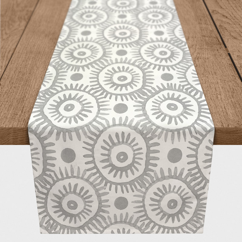 Dawsonville Rectangle Geometric Polyester Table Runner, 90'' x 16'', Gray