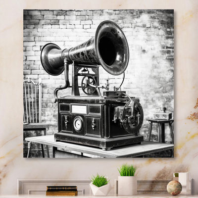 Vintage Phonographs Elegance - Phonographs Metal Wall Art