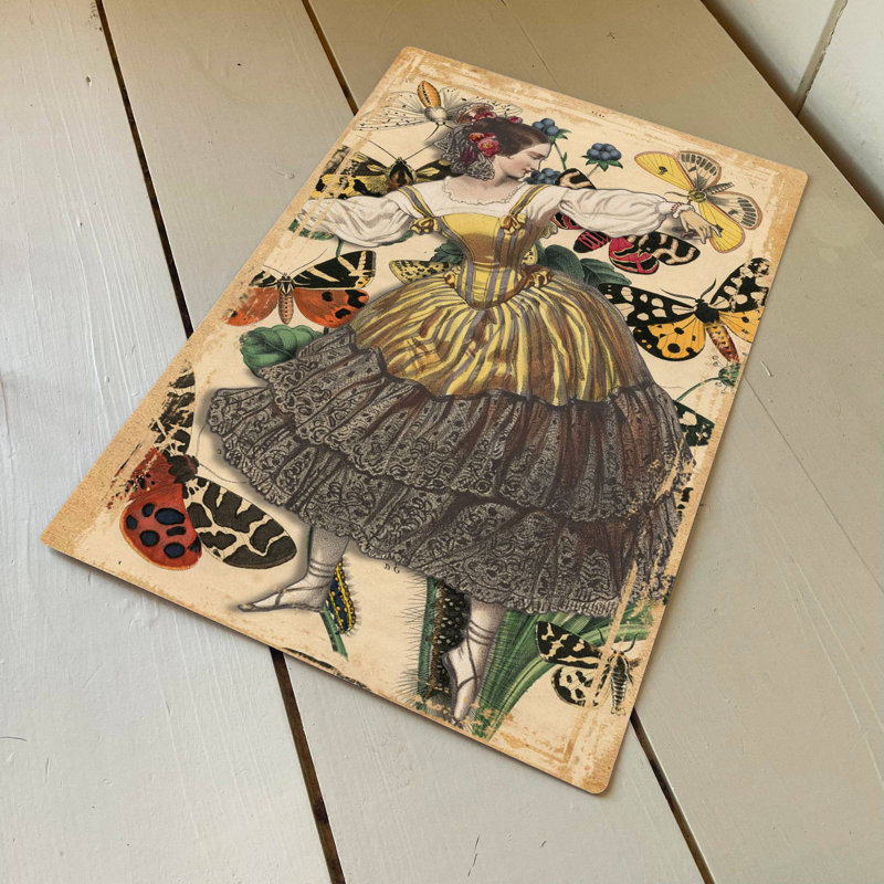 2497 Handmade Entertainment Wall Decor on Metal, 25cm H x 20cm W